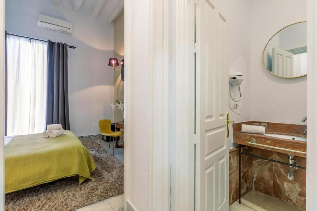 Catedral Suites Jerez Jerez de la Frontera Bagian luar foto