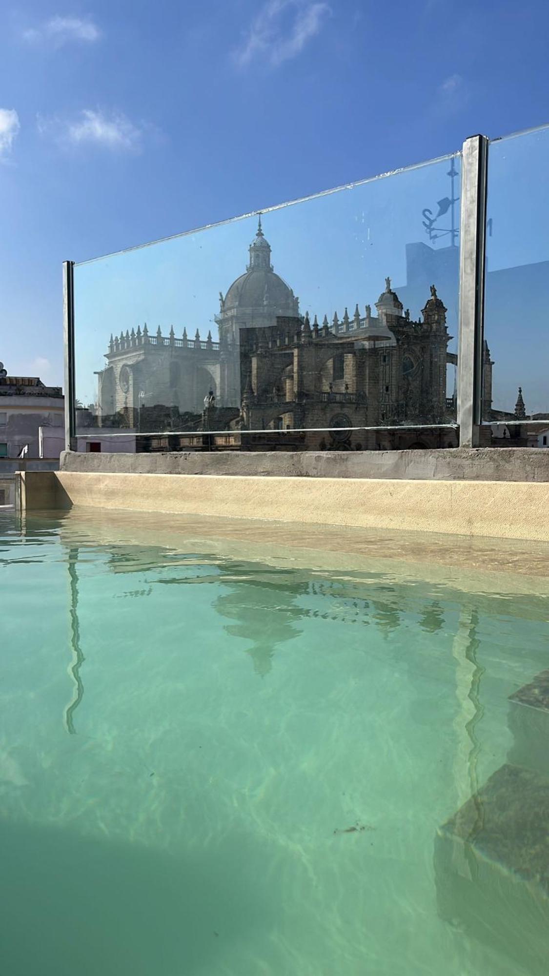 Catedral Suites Jerez Jerez de la Frontera Bagian luar foto
